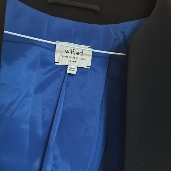 Black, crop blazer - Picture 5 of 5